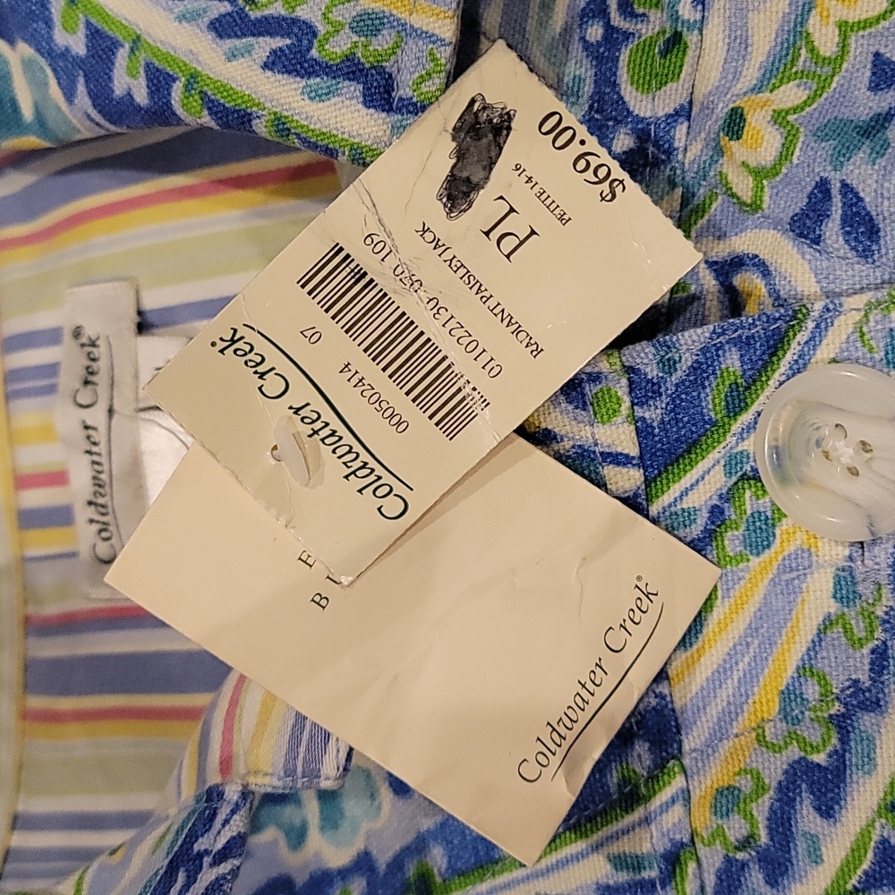Jean Jacket; Paisley Blue Design; Large Petite NWT Cute with Jeans & White Pants - Picture 2 of 6